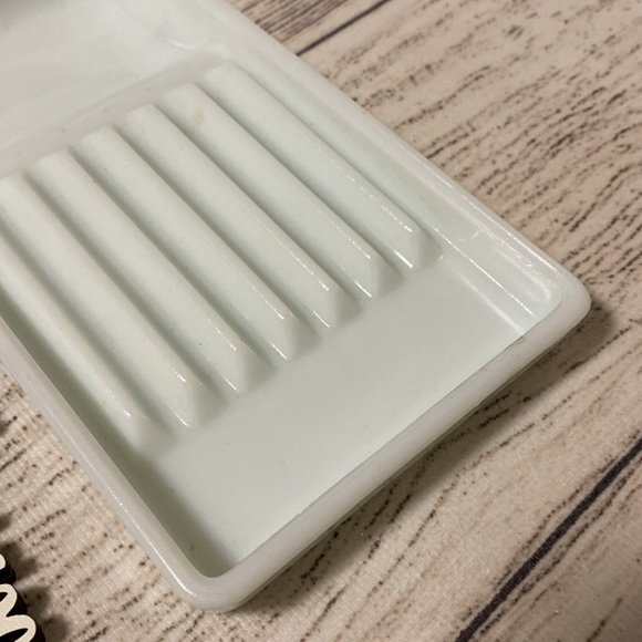 Vintage Antique Milk Glass Dentist Cabinet Tray C - Picture 4 of 7